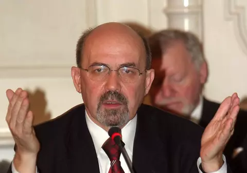 Marko Bela renunţă la şefia UDMR, după 18 ani