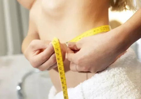 Slăbeşti în 30 de minute prin liposucţie virtuală