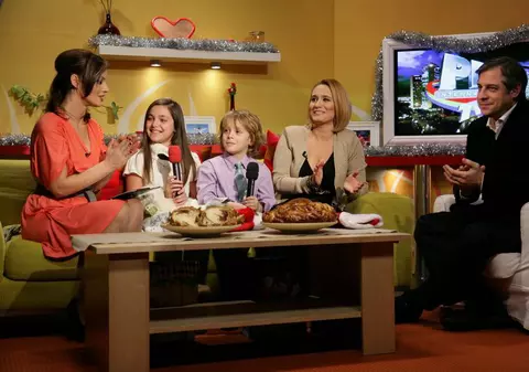 Andreea Esca a moştenit respectul faţă de tradiţii de la tatăl său