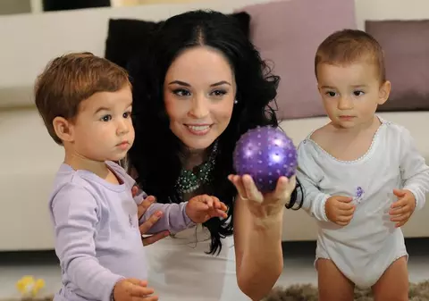 Andreea Marin Bănică: "Viaţa mi-a oferit destule, îmi place mai mult să dăruiesc"