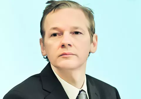Site-ul WikiLeaks, închis şi redeschis în câteva ore
