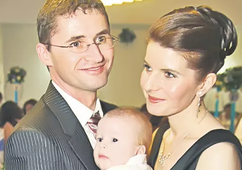 Monica Iacob-Ridzi petrece Sărbătorile la Viena, în spital