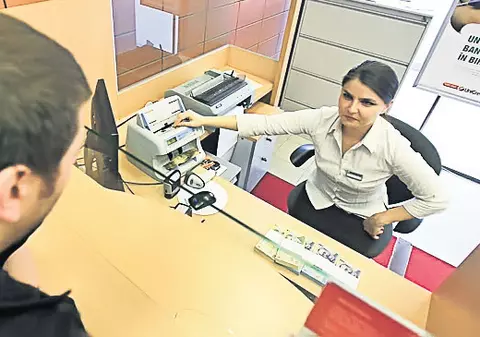ANOFM oferă 6.429 de joburi | Acum se caută casieri!
