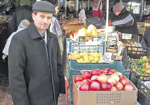 Vânzătorul de legume care a câştigat 126.000 € la pariuri: «Nu mi-e ruşine cu ce fac»