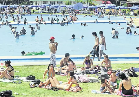 În Argentina mori de cald … în SUA îngheţi de frig