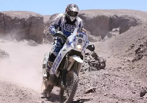 Pilotul român Marcel Butuza era să decapiteze un motoclist în Raliul Dakar!