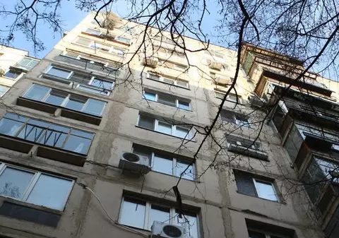 O studentă la ”Arte Plastice” s-a sinucis din dragoste 