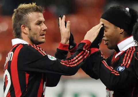 Ronaldinho s-a transferat la Flamengo / Beckham a ajuns la Tottenham