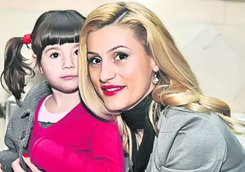 Iolanda Deca şi Oana Lis, victimele hărţuitorului vedetelor