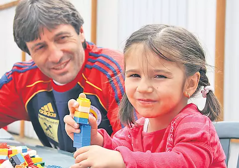 8 ani de puşcărie pentru că şi-a torturat nepoata, fiica adoptivă a lui Iosif Rotariu