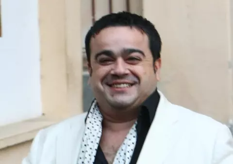 Adrian Minune a cântat la nunţi, botezuri şi învieri