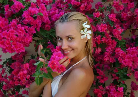 Oana Ioniţă: "Am o fetiţă superbă! Isabel e sănătoasă, frumoasă şi cuminte"