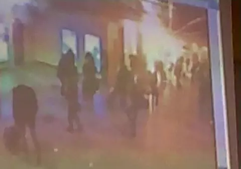 Video | Şocant! Momentul exploziei de pe aeroportul Domodedovo, surprins de o cameră
