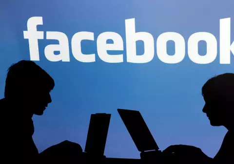 Facebook are circa 2,5 milioane de utilizatori români, dintre care jumătate sunt bucureşteni