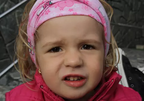 S-o ajutăm pe Eva Maria, o fetiţă de 4 ani bolnavă de leucemie!