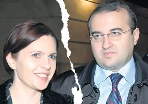 Adriana Săftoiu, oficial divorţată