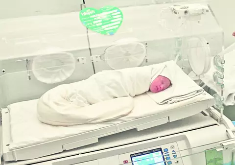 Un băieţel din Botoşani s-a născut pe 11.01.2011, la ora 11 şi 11 minute