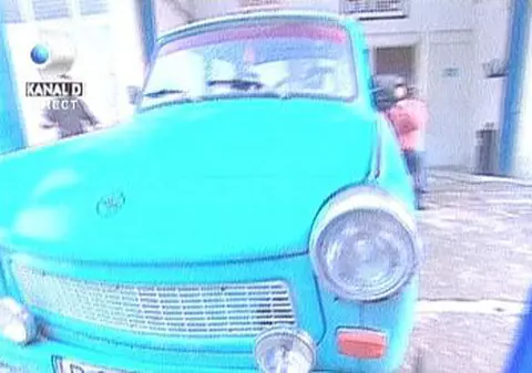 Adelina Pestriţu îşi doreşte un Ferrari dar a primit un...Trabant 