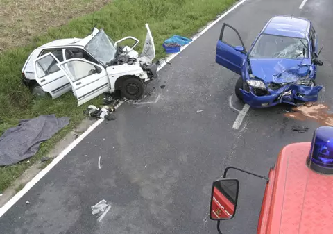 Trafic blocat pe DN1, după ciocnirea a 5 maşini