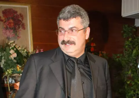 Ţiganii rămân rromi, dar ar putea deveni indirromi