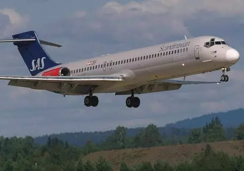 Jumătate din piloţii norvegieni au adormit în timp ce erau la comanda avionului