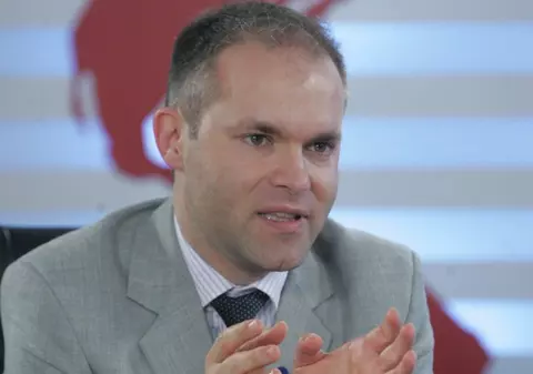 Daniel Funeriu spune că sunt bani pentru plata salariilor în învăţământ 