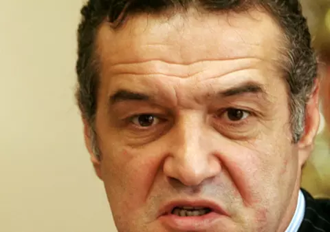 Becali visează la valiza cu 1,7 milioane de euro