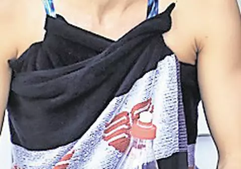 Camelia Potec împlineşte astăzi 29 de ani. Transmite-i un mesaj!