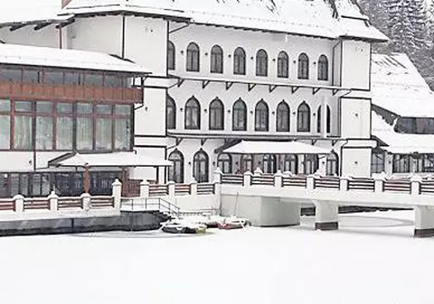 Nunţi la preţ de criză la «Împăratul Romanilor»