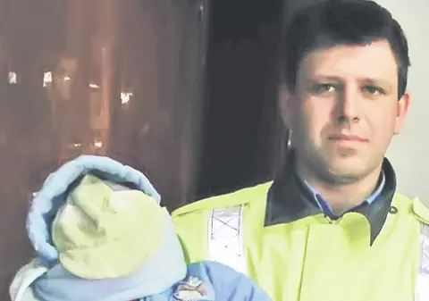 Cu păpușa asta cerșetorii făceau 100 de lei pe zi