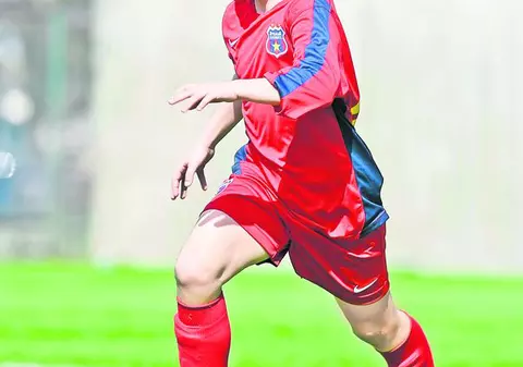 Antrenorii Stelei îl caracterizează pe Amin, fiul lui Mohammad Munaf: «E tehnic şi are viteză!»