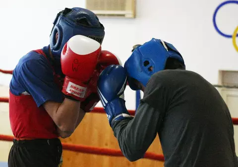 Boxerul Silviu Olteanu se luptă pentru centura de campion mondial WBC Silver