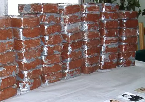 11 traficanți de heroină - reținuți. Trei kilograme de heroină au fost confiscate