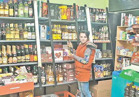 Vânzătoarea magazinului de unde Monica Columbeanu şi-a luat apă: "Nu mi-a venit să cred când am văzut-o"