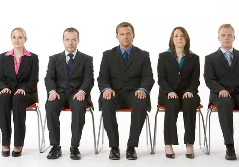 Primăriile vor 40.000 de specialiști, plătiți dublu față de salariul actual