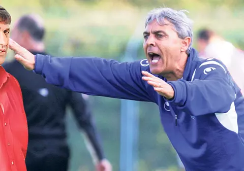 Fostul internaţional Rodion Cămătaru dezvăluie căantrenorul Stelei putea ajunge în «Groapă»: «Cârţu, ofertat de Dinamo!»