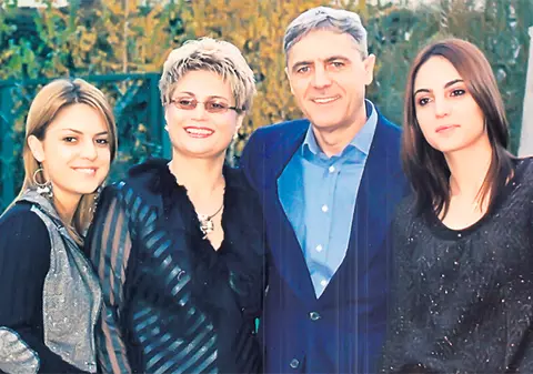 Familia lui Cârțu face prăjituri