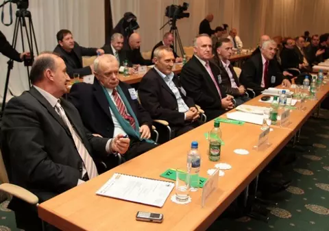 Bosnia, ca şi exclusă din preliminariile Euro 2012! Federația de la Sarajevo nu a adoptat statutul dorit de FIFA şi de UEFA! 