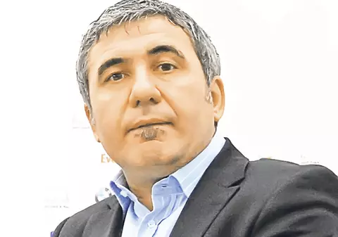 Gică Hagi: "Azi eşti, mâine nu mai eşti!"