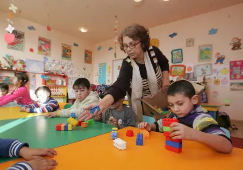 Înscrierile la grădiniță pentru anul școlar 2011-2012 se fac în lunile  aprilie și mai 