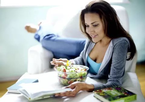 Ţine post cu bunătăţi | Înlocuieşte clasica mâncare de fasole sau tocăniţa cu specialităţi din legum