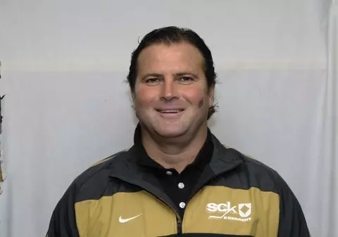 Naţionala de hochei a României va juca două meciuri amicale cu SC Kuesnacht, echipa lui Daniel Herlea