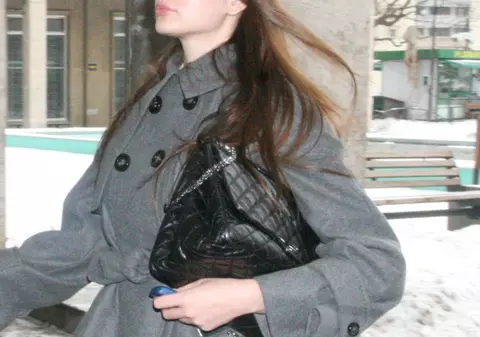 Polițiștii au găsit cădița în care Moni îi făcea baie Irinucăi 