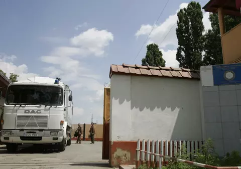 Pușcăria Jilava angajează asistenți medicali