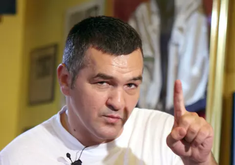 Dosarul în care Leonard Doroftei e acuzat că a bătut un barman e încă la poliţie