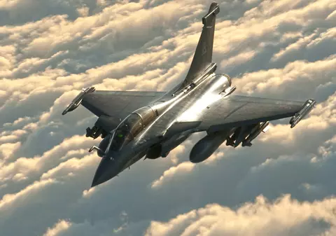 O țară vecină cu România întoarce spatele Europei și se alătură Rusiei pentru exerciții militare