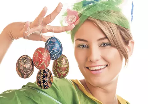 Înveseleşte-ţi casa cu iepuraşi și ouă