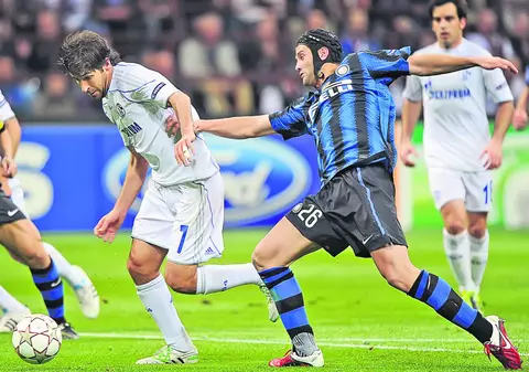 Presa italiană l-a desfiinţat pe Cristi, după prestaţia jalnică şi eliminarea din meciul Inter - Schalke, scor 2-5