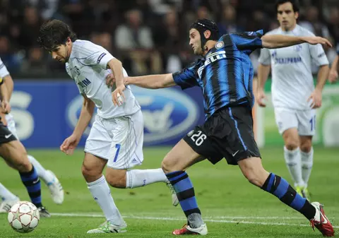 Chivu, acuzat de indecență!