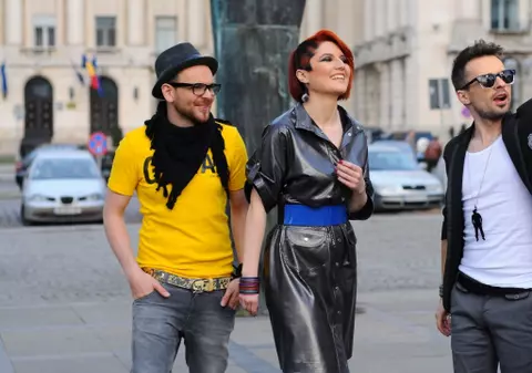 Crush si Alexandra Ungureanu lansează videoclipul ”I Need You More”